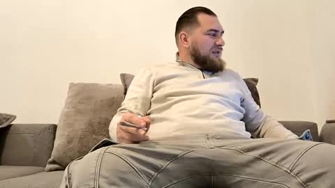 Snapshot of loveepussy59 chatting on 02-06-25, 08:07 Free spirit online show from 02-06-25, 08:07