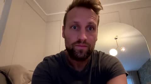 lovefuesse online show from 11-14-25, 07:18