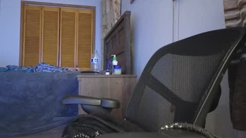 Snapshot of lovelace390 chatting on 11-13-25, 05:39 Amber online show from 11-13-25, 05:39