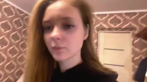 Ella online show from 11-08-25, 06:13