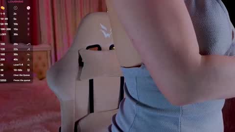 Laura online show from 12-28-24, 04:52