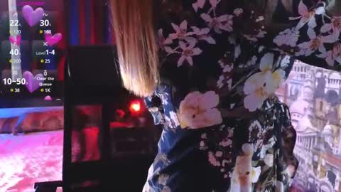 Laura online show from 03-01-25, 11:28