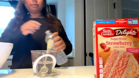 Snapshot of lovellly_ chatting on 12-11-24, 10:16 Love online show from 12-11-24, 10:16