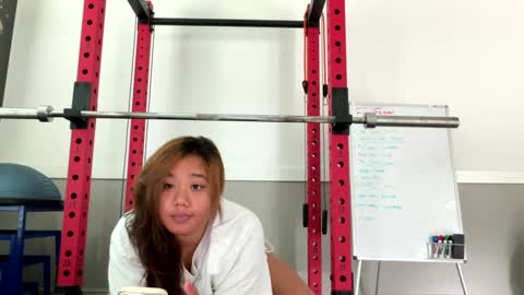 Snapshot of lovellly_ chatting on 10-04-25, 07:12 Love online show from 10-04-25, 07:12