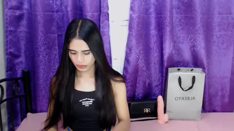 Snapshot of lovely062006 chatting on 02-14-26, 06:54 lovely062006 online show from 02-14-26, 06:54