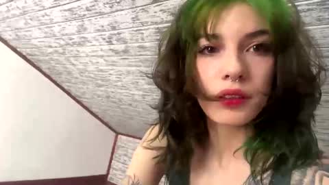 Snapshot of lovely_cass chatting on 12-11-24, 06:20 Cassie online show from 12-11-24, 06:20