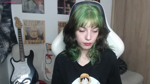 Snapshot of lovely_cass chatting on 12-21-24, 09:47 Cassie online show from 12-21-24, 09:47