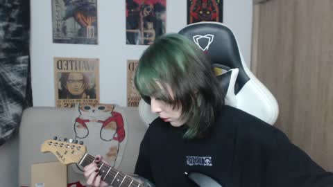 Snapshot of lovely_cass chatting on 01-10-25, 11:39 Cassie online show from 01-10-25, 11:39