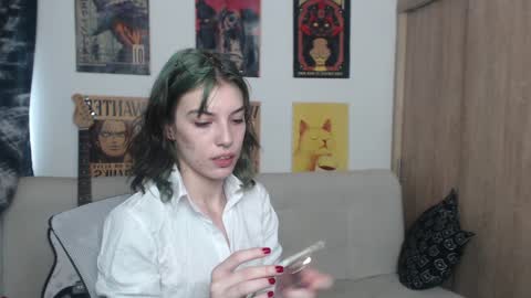 Snapshot of lovely_cass chatting on 02-01-25, 08:05 Cassie online show from 02-01-25, 08:05