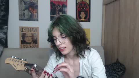 Snapshot of lovely_cass chatting on 02-02-25, 02:06 Cassie online show from 02-02-25, 02:06