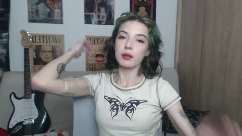 Snapshot of lovely_cass chatting on 02-03-25, 01:09 Cassie online show from 02-03-25, 01:09