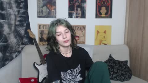Snapshot of lovely_cass chatting on 02-06-25, 09:49 Cassie online show from 02-06-25, 09:49