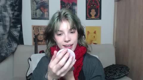 Snapshot of lovely_cass chatting on 02-18-25, 04:48 Cassie online show from 02-18-25, 04:48