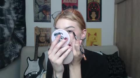 Snapshot of lovely_cass chatting on 02-27-25, 11:48 Cassie online show from 02-27-25, 11:48
