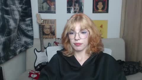 Snapshot of lovely_cass chatting on 03-02-25, 10:35 Cassie online show from 03-02-25, 10:35