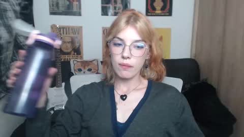 Snapshot of lovely_cass chatting on 03-11-25, 06:00 Cassie online show from 03-11-25, 06:00
