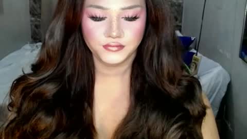 Snapshot of lovely_coleen chatting on 12-15-25, 05:34 lovely_coleen online show from 12-15-25, 05:34