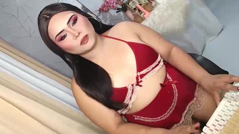 Lovely Dale online show from 12-19-25, 02:57