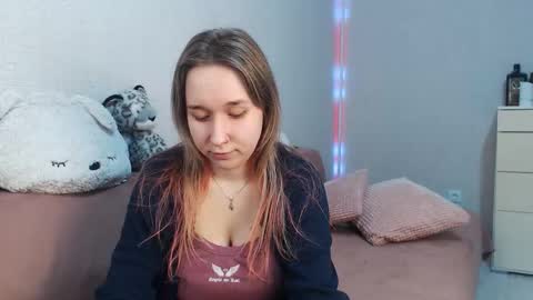 Lovely Hayley online show from 02-13-26, 10:06