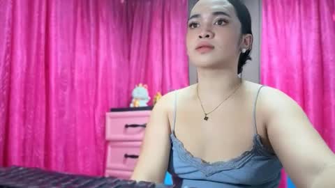 LOVE online show from 12-04-25, 08:01