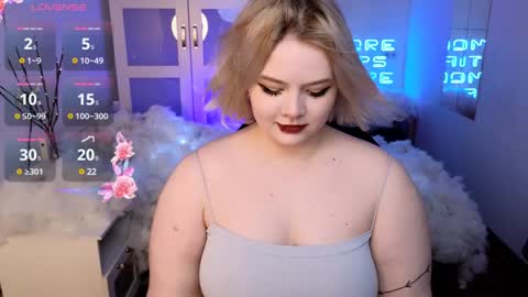 lovely_leilla online show from 12-21-24, 09:36