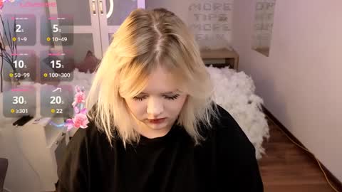 lovely_leilla online show from 01-06-25, 12:27