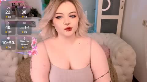 lovely_leilla online show from 02-01-25, 03:19