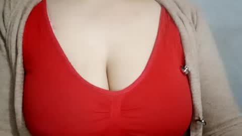 katrina follow me guys online show from 03-07-25, 02:46
