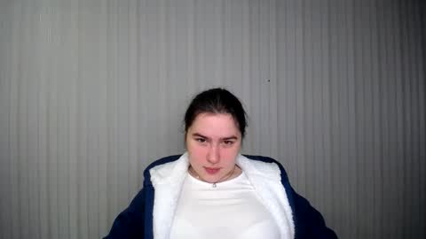 Snapshot of lovelyangel_xx chatting on 12-11-24, 07:53 lovelyangel_xx online show from 12-11-24, 07:53