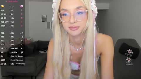 lovelybianca_ online show from 03-27-26, 08:30