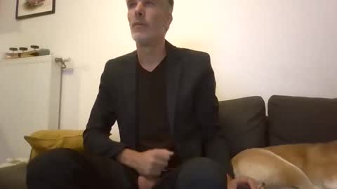 Snapshot of lovelybigcockgentleman chatting on 09-09-25, 03:39 Max online show from 09-09-25, 03:39