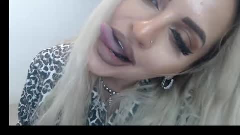 PrAllinXXXa online show from 02-18-25, 02:05