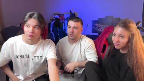 lovelydany3 online show from 12-19-24, 04:24