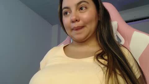 Karla and Angel online show from 03-08-25, 10:11