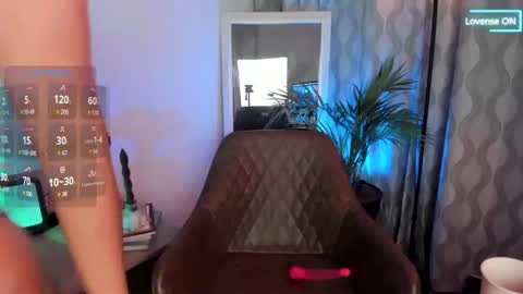 Valerie online show from 02-17-25, 01:47