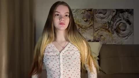 lovelygracee online show from 11-16-25, 02:33