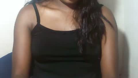 Snapshot of lovelylarra chatting on 02-10-26, 06:45 lovelylarra online show from 02-10-26, 06:45