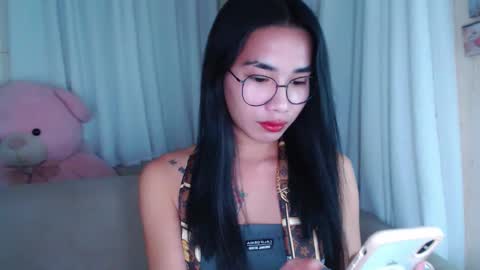 Snapshot of lovelymae18 chatting on 12-02-24, 04:42 lovelymae18 online show from 12-02-24, 04:42