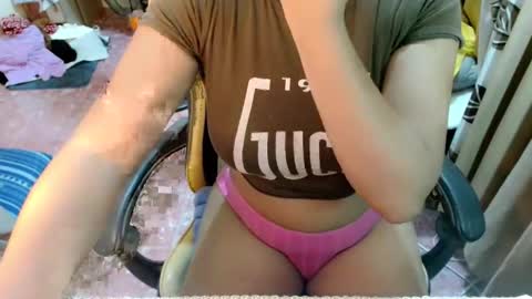 lovelymarish online show from 10-10-25, 11:04