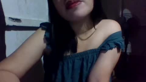 lovelymocha27s online show from 03-05-25, 12:33