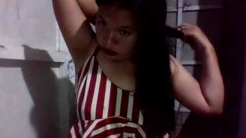 lovelymocha27s online show from 10-13-25, 01:11