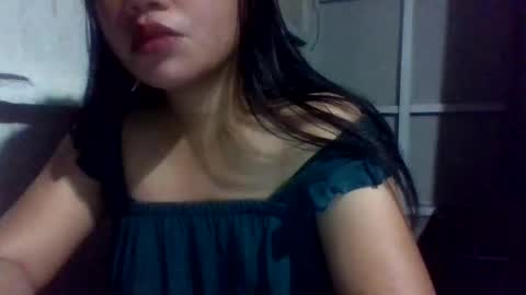 lovelymocha27s online show from 10-18-25, 04:30
