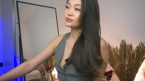 kim online show from 02-08-25, 02:05