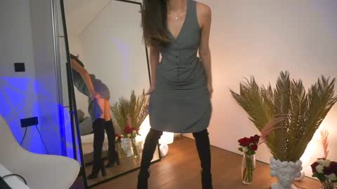 kim online show from 02-08-25, 06:01