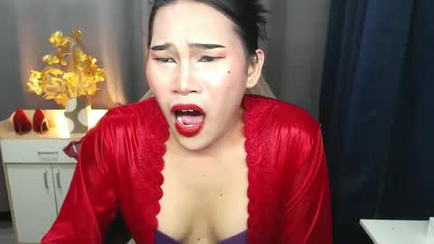 STWEET LINA online show from 02-02-25, 06:31