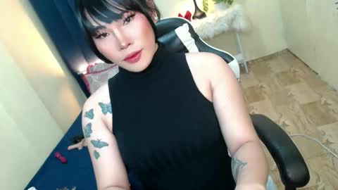 STWEET LINA online show from 09-21-25, 02:51