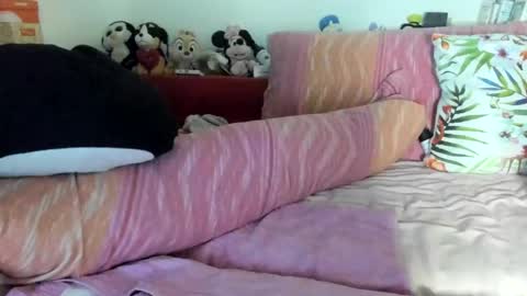 lovelywoman23 online show from 02-25-25, 05:30