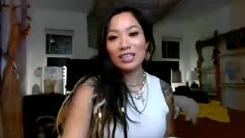 lovelyxmacii online show from 10-12-25, 04:55