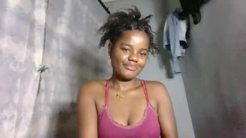 lovemarie08 online show from 04-17-26, 12:24