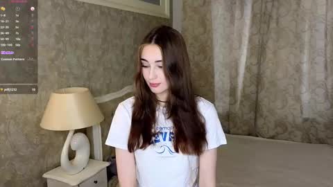 Snapshot of lovepilll chatting on 01-07-26, 09:12 Keira online show from 01-07-26, 09:12